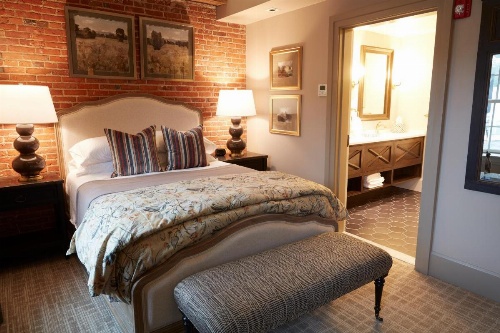 Farmer's Creekside Tavern & Inn image 16