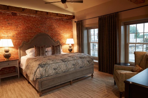 Farmer's Creekside Tavern & Inn image 7